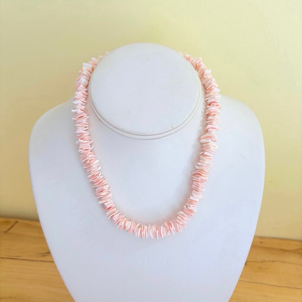 Vtg Pink Puka Shell Chips Necklace Hawaiian Coastal Beach Surfer Choker Boho